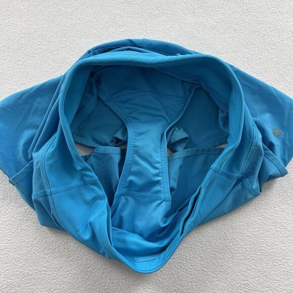 Lululemon Women Solid Bright Kayak Blue 4-way Mid Rise 2.5" Run Speed Short 6 - Picture 4 of 8